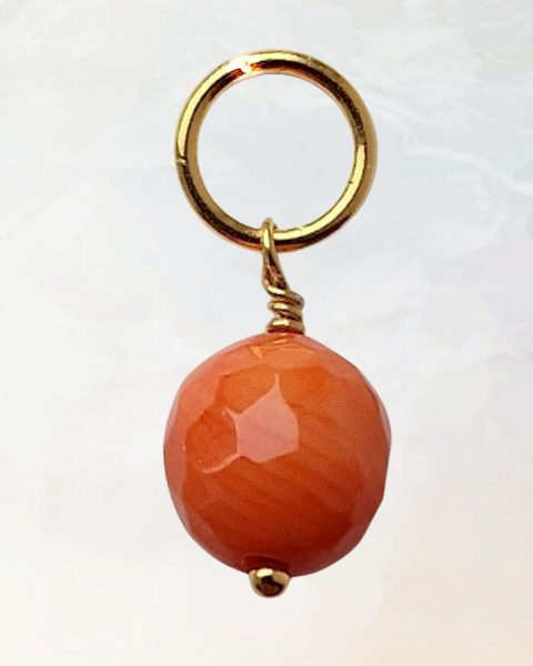 orange koral, kirebærkvarts,rød karneol, karneol, vedhæng, vedhæng til halskæde, ædelsten, halvædelsten, smykker, accessories, håndlavede smykker