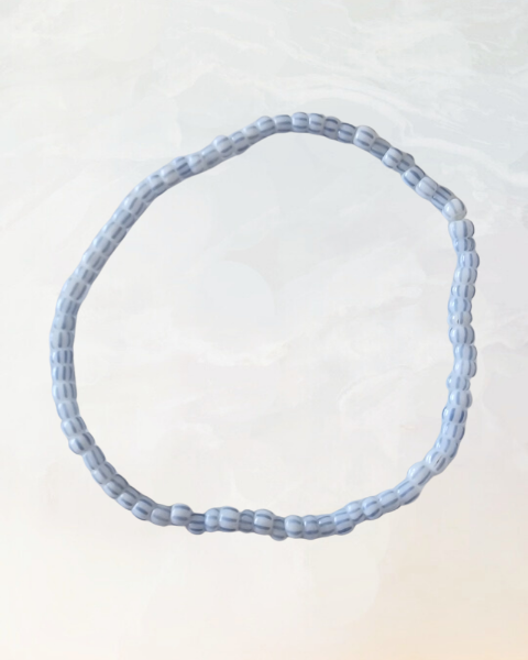 seed beads, smykker, armbånd, elastikarmbånd, accessories, perler, beads, blåstribet, blå striber, mælkedrengestriber, mælkedrenge striber,